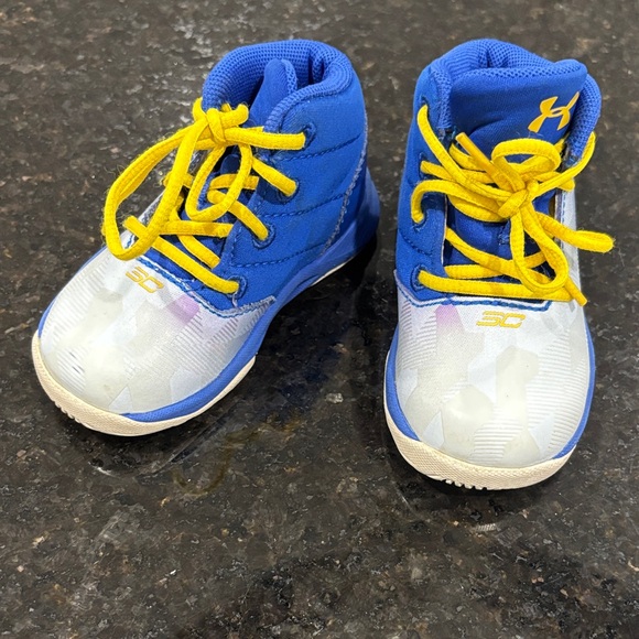 Under Armour Kids Sneakers in Blue and Yellow - Picture 1 of 6
